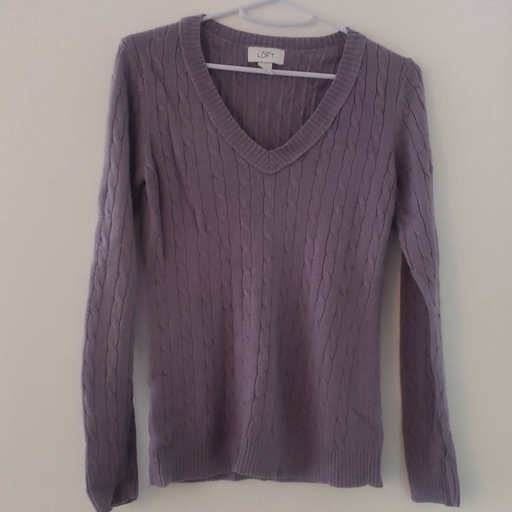LOFT purple pullover V-neck sweater size Small